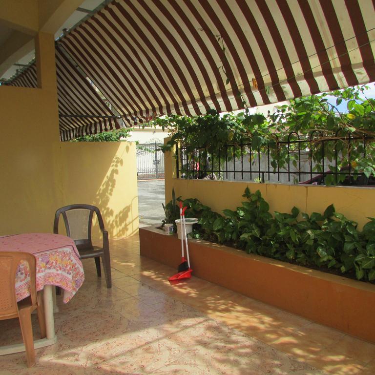 تراوْ أوكس بيتْشيز Villa La Corniche المظهر الخارجي الصورة